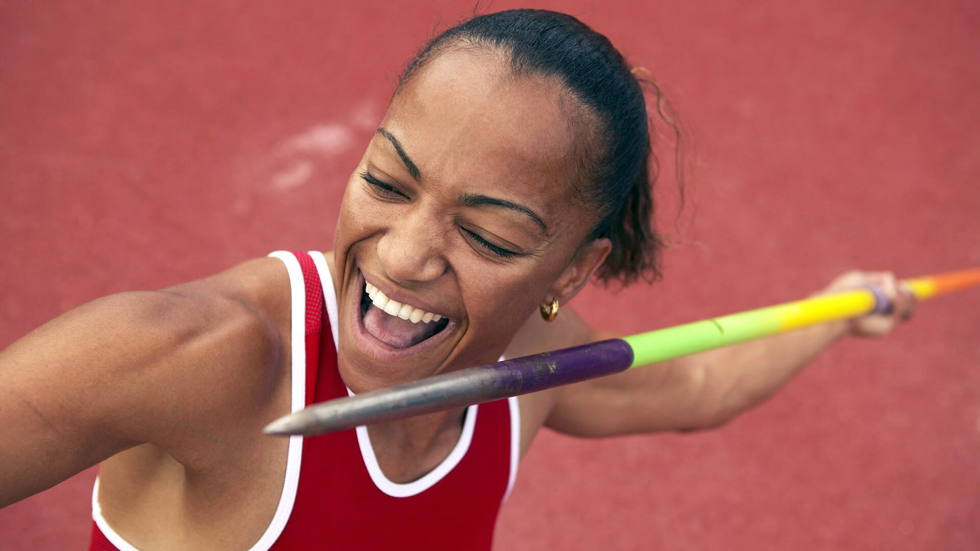 毕尔巴鄂绝杀夜!F1街道赛终极对决,丹麦神话终结于西班牙弯角